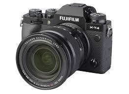 Fujifilm X-T4 w/ 16-80mm OIS
